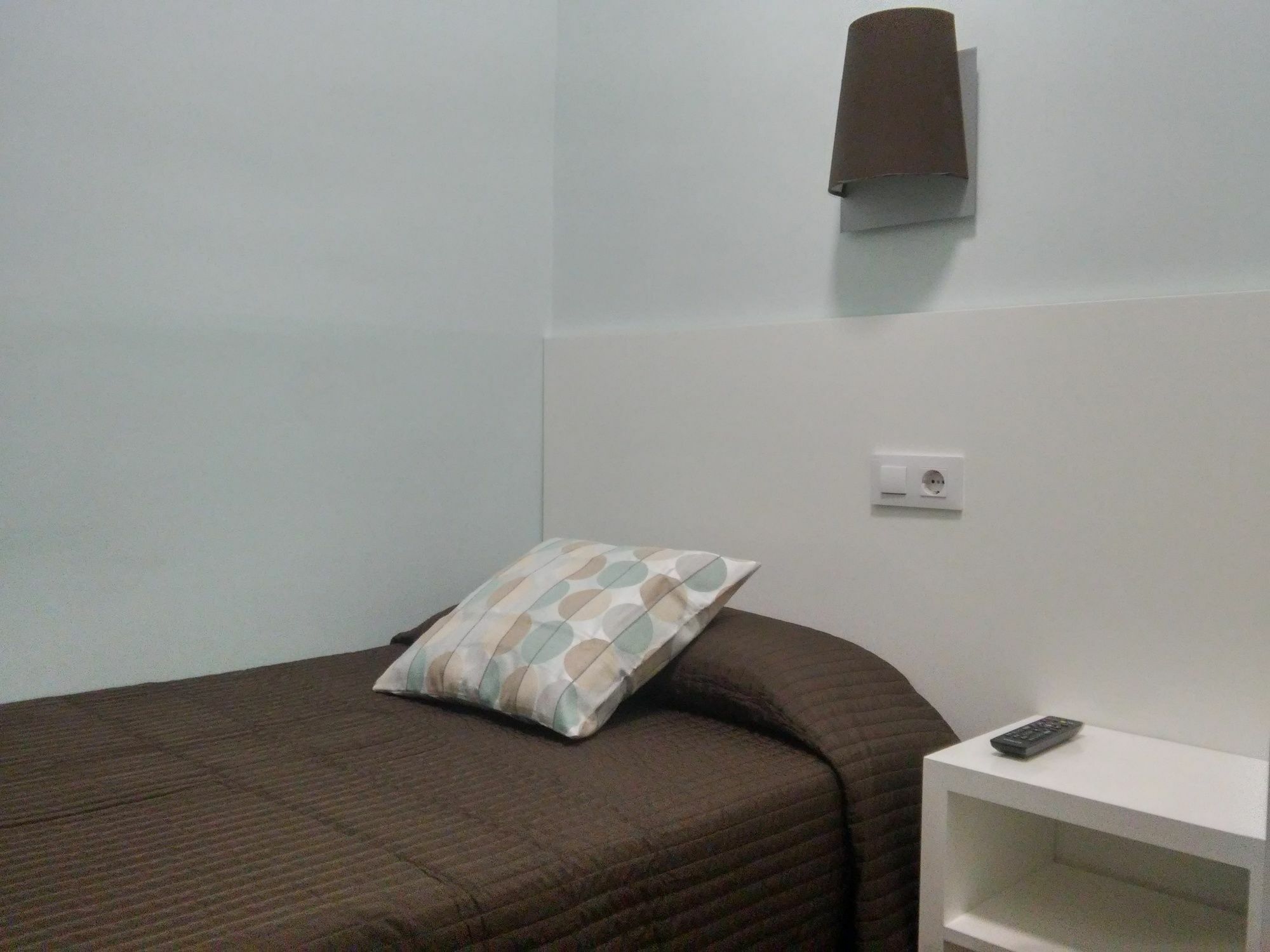 Small Single Room,820712975:JPEG