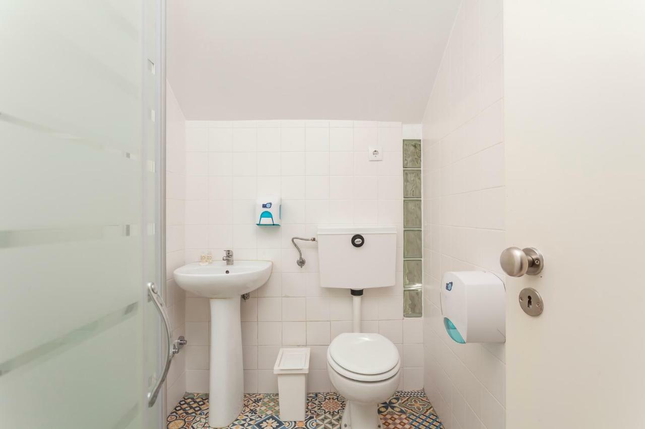Camera Familiare con Bagno Privato