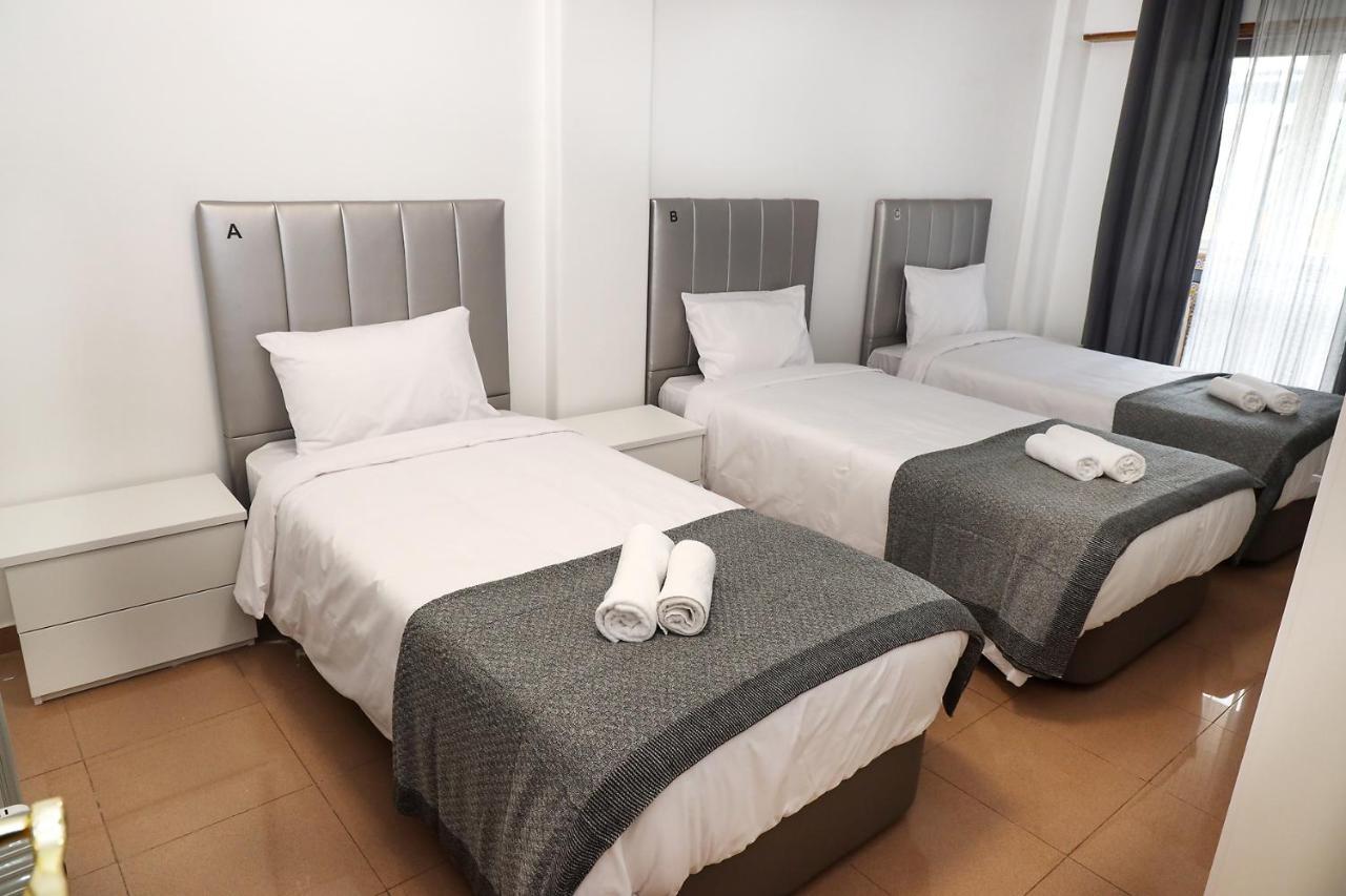 Posto Letto in Dormitorio Misto