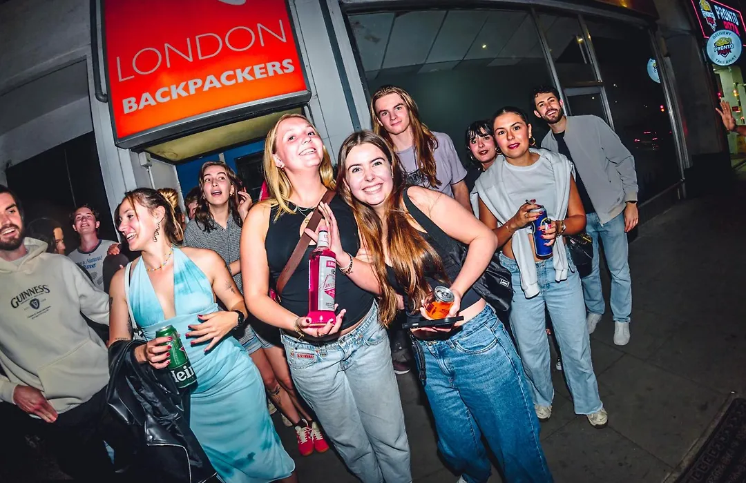 London Backpackers Youth Hostel 18 - 35 Years Old Only-1