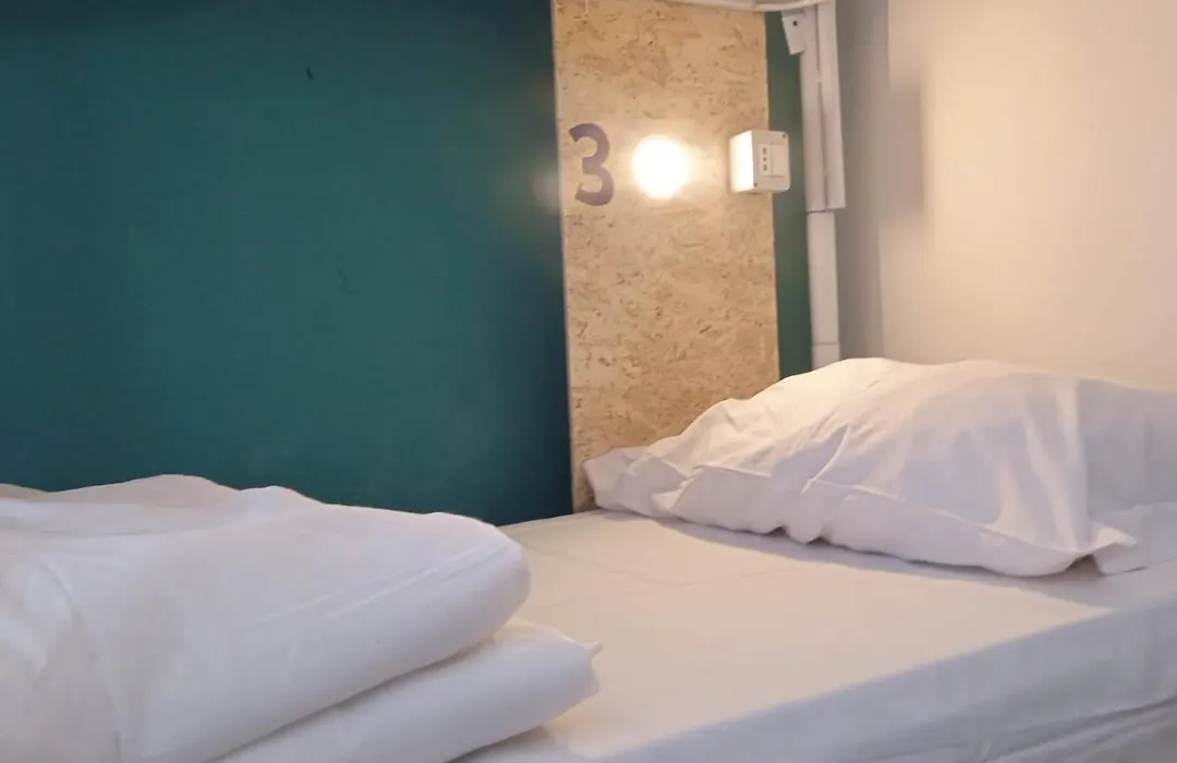 Sunshine Hostel Palermo-1