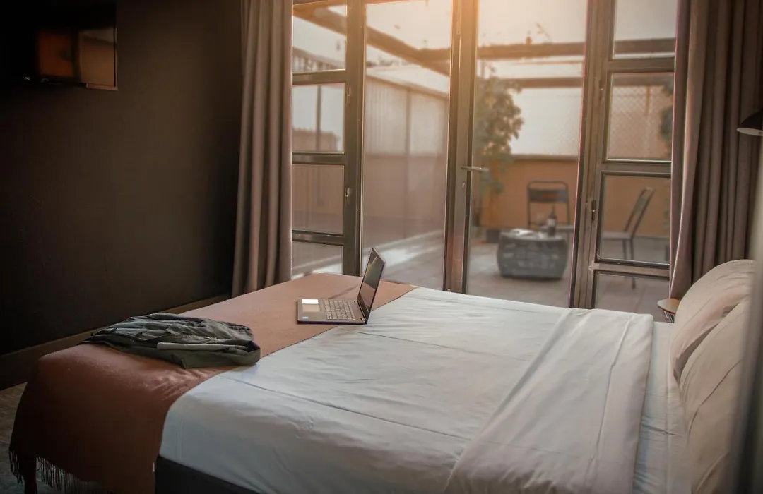 Room Ventura-1