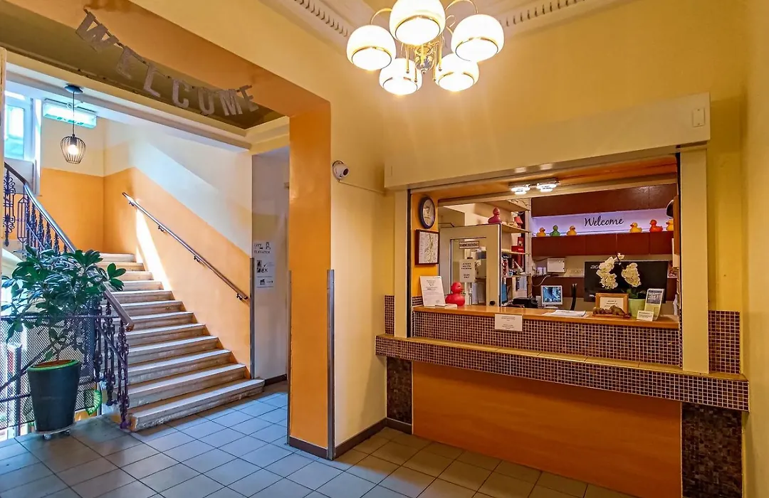 Westend City Hostel-1