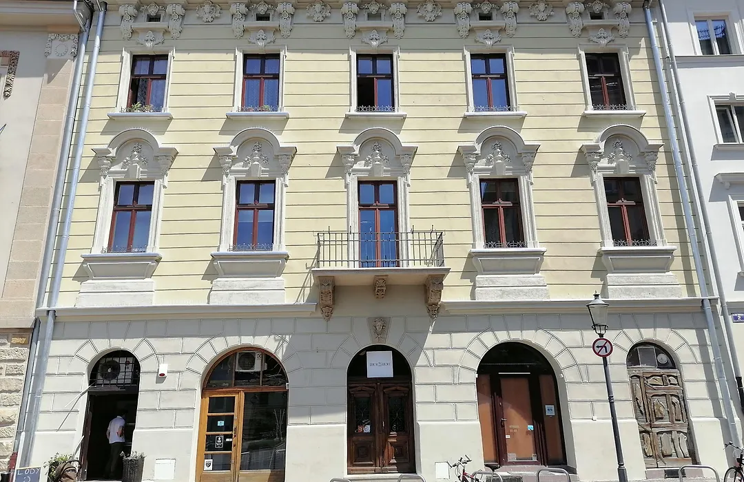 Globtroter Guest House-1