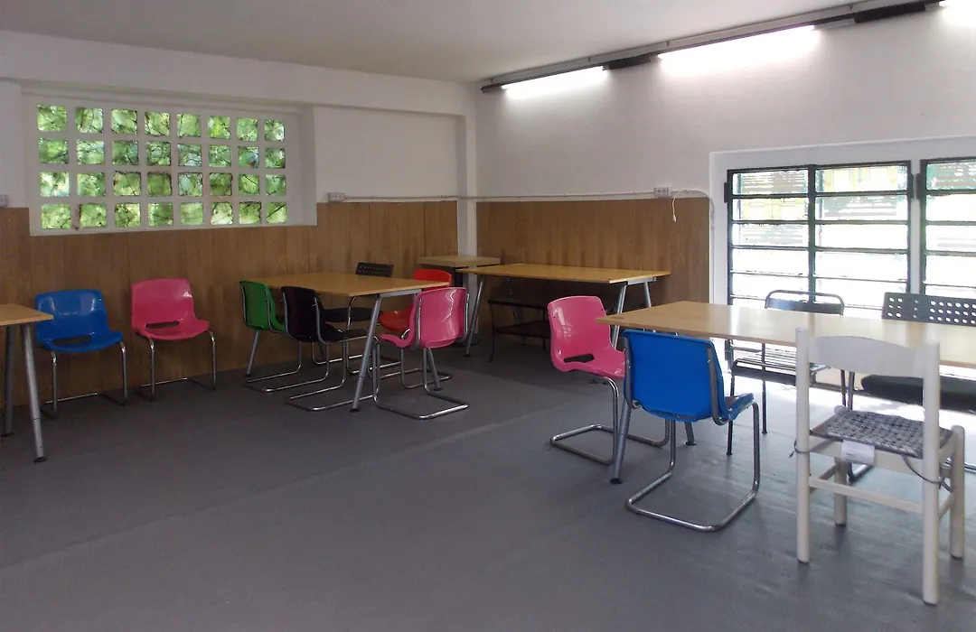 Hostel Colours-1