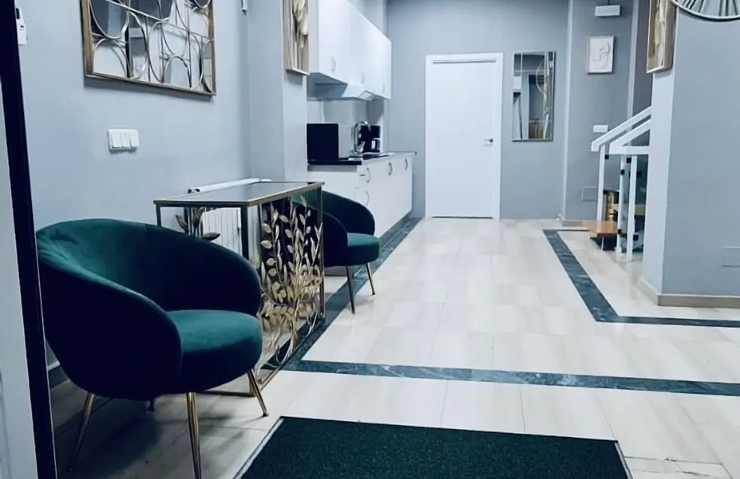 Hostel 165-1