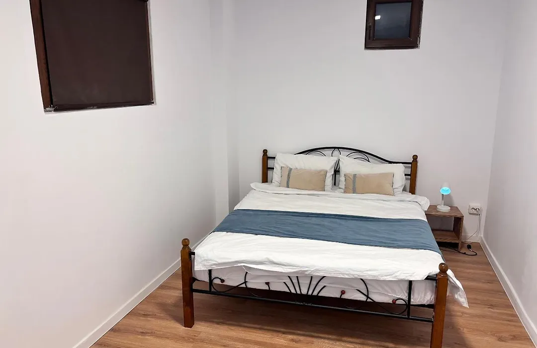 Piata Uniri Cozy Inn-1