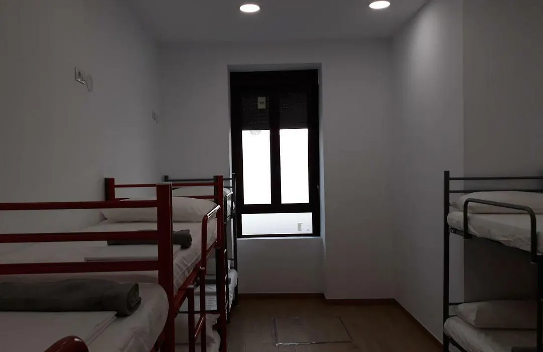 Hub Hostel Seville-1