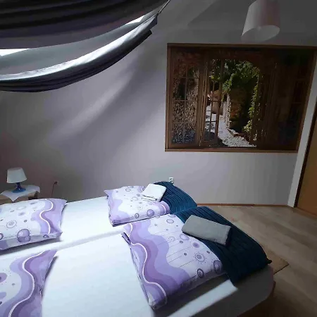 Green Hostel-2