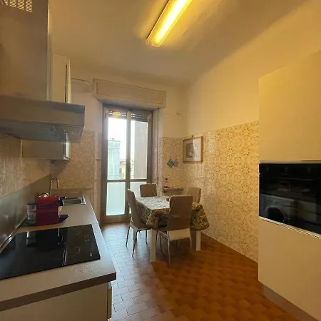 Hostel Corner 32-3