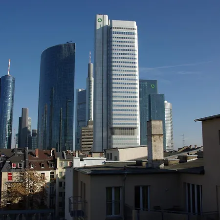 Five Elements Hostel And Capsules Frankfurt-3