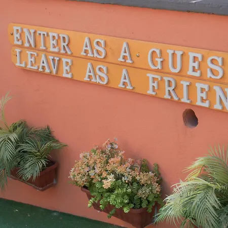 Naples Experience Hostel - Age Limit 18-28-2