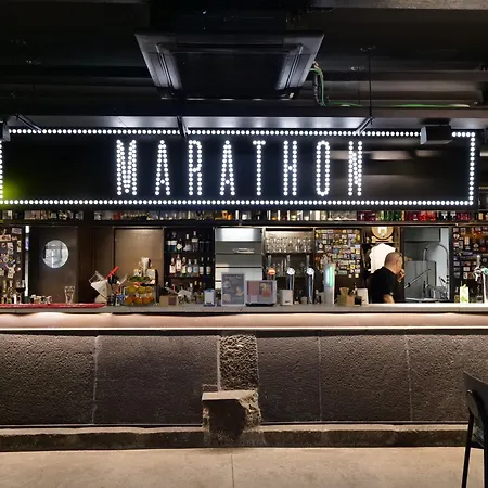Marathon Hostel-3