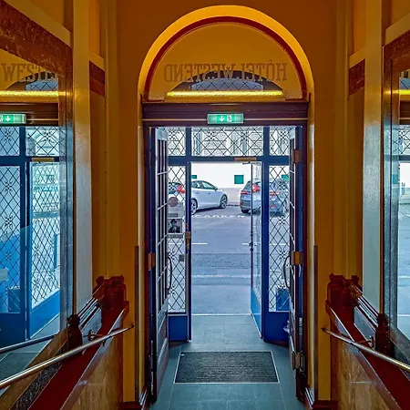 Westend City Hostel-3