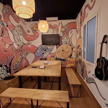 Mediterranean Hostel Barcelona-2