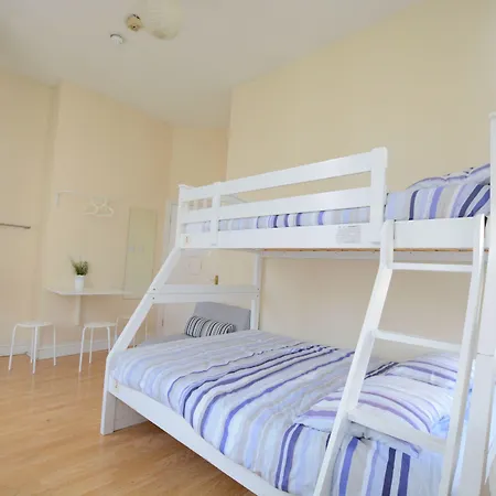 New Cross Inn Hostel-3