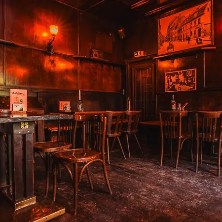 Ballhaus Berlin Hostel-2