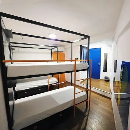 Tric Trac Hostel-2
