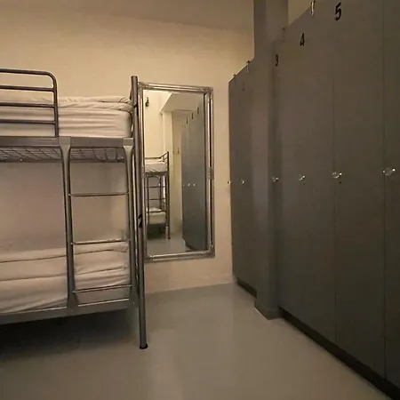 Crafoord Place Hostel-2
