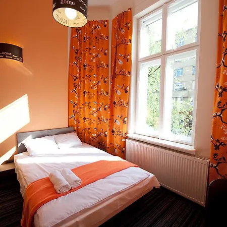 Planet Hostel-3