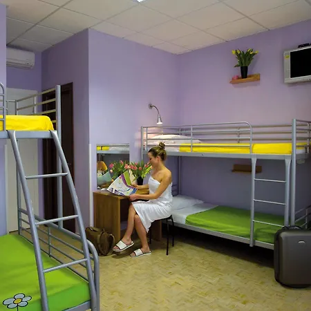 Plus Florence Hostel-2