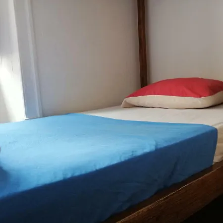 Locals Hostel & Suites-3