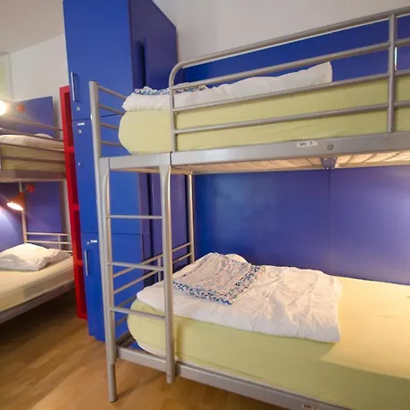 H2O Hostel-2