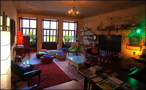 Invictus Hostel OOporto