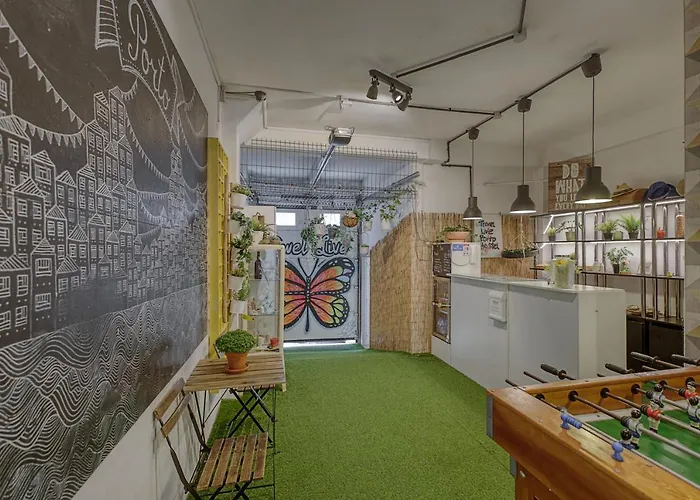 Ostello Travel&Live Oporto