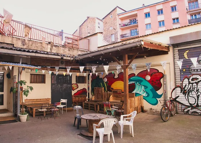 Le Flaneur Guesthouse Lione