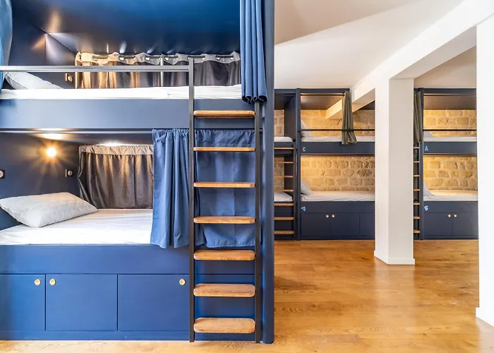 Fraternity-Hotel Parigi