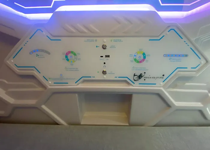 Mermaid Space Capsule Hostel Palermo