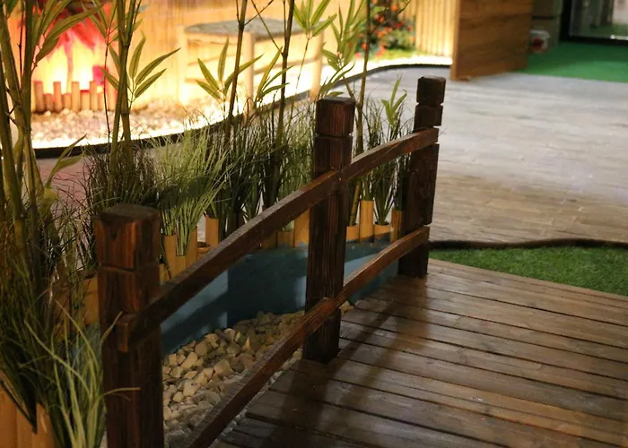 The Pod Suite Hostel Village Valenza