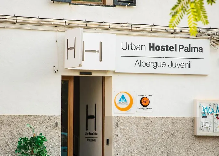 Urban Hostel Palma - Albergue Juvenil - Youth Hostel