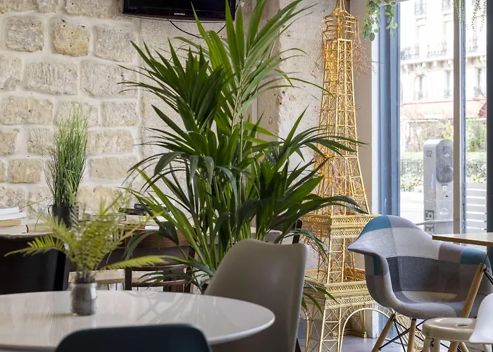 Le Regent Montmartre By Hiphophostels Parigi