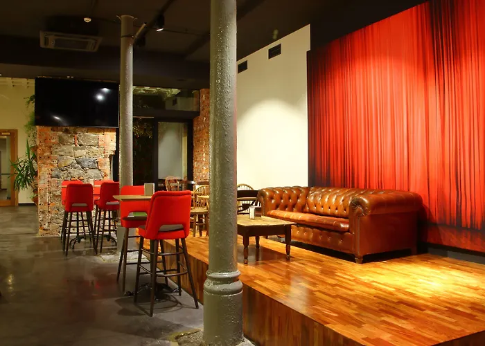 OstelliPoshtel Bilbao - Premium