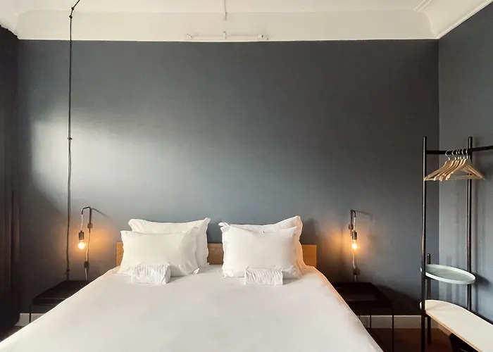 Avenue Hostel & Suites Lisbona