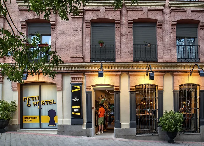 Petit Hostel La Latina Madrid
