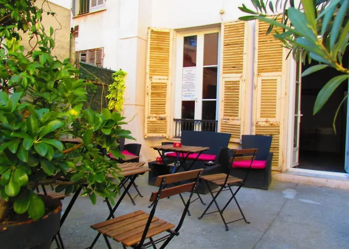 Ostello Le Pastoral Nizza