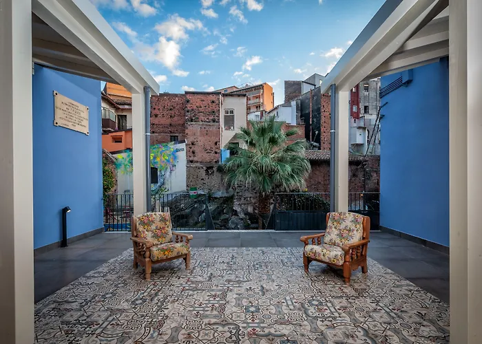 The Yard Hostel Catania