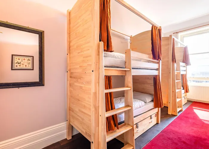 Palmers Lodge Swiss Cottage Londra