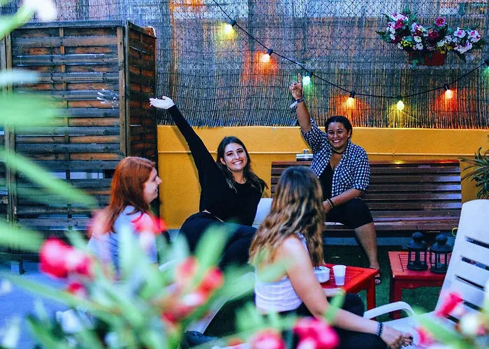 Ostello Onefam Les Corts Barcellona