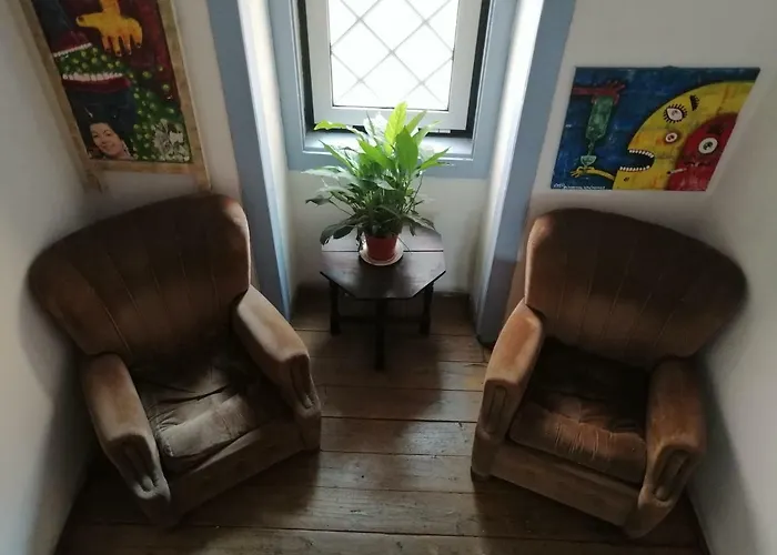 Locals Hostel & Suites Lisbona